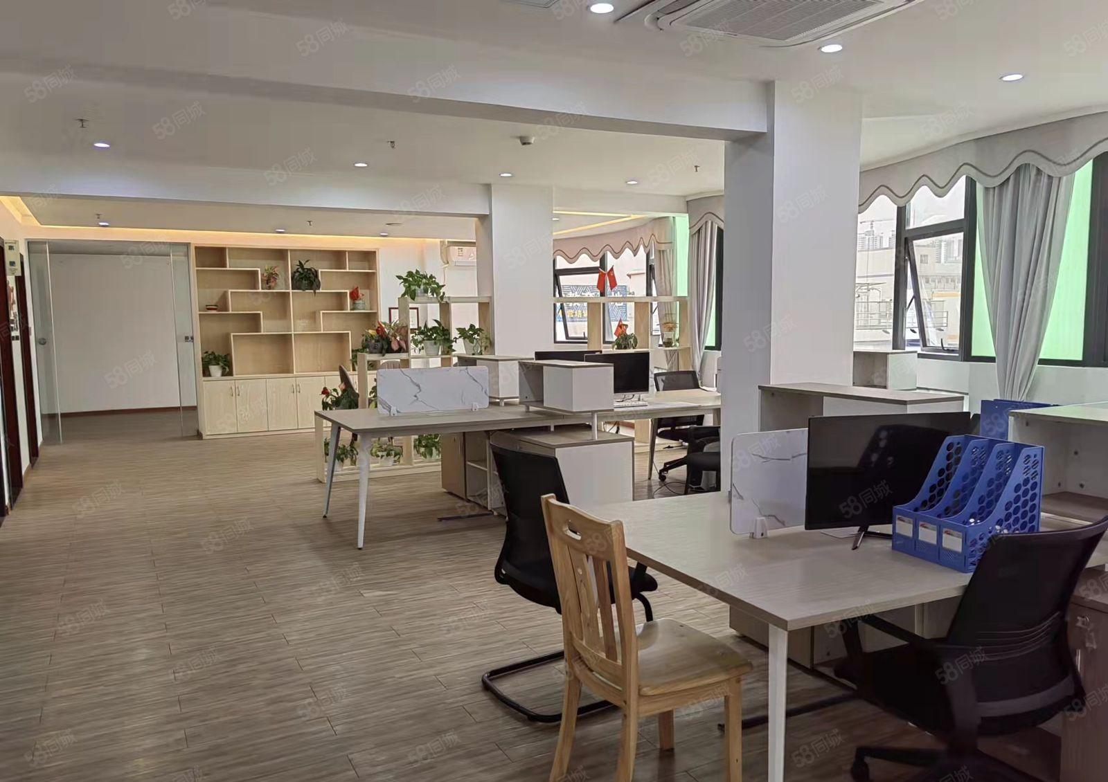 龙华大浪商业中心楼上863平精装办公厂房出租