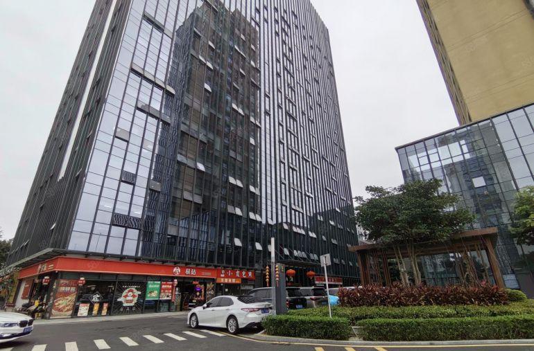 龙华民治地铁口300平精装修办公仓库出租价格超低停车位充足