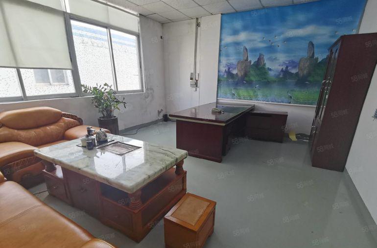 23元起租龙华大浪工业园新出楼上带装修1050平厂房出租分租