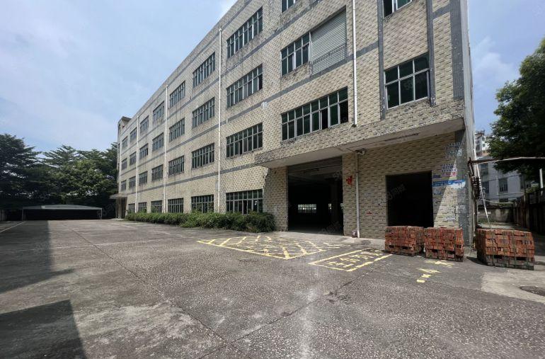 龙华观澜红本独院厂房8500平方仓库出租空地大可做环评可分租