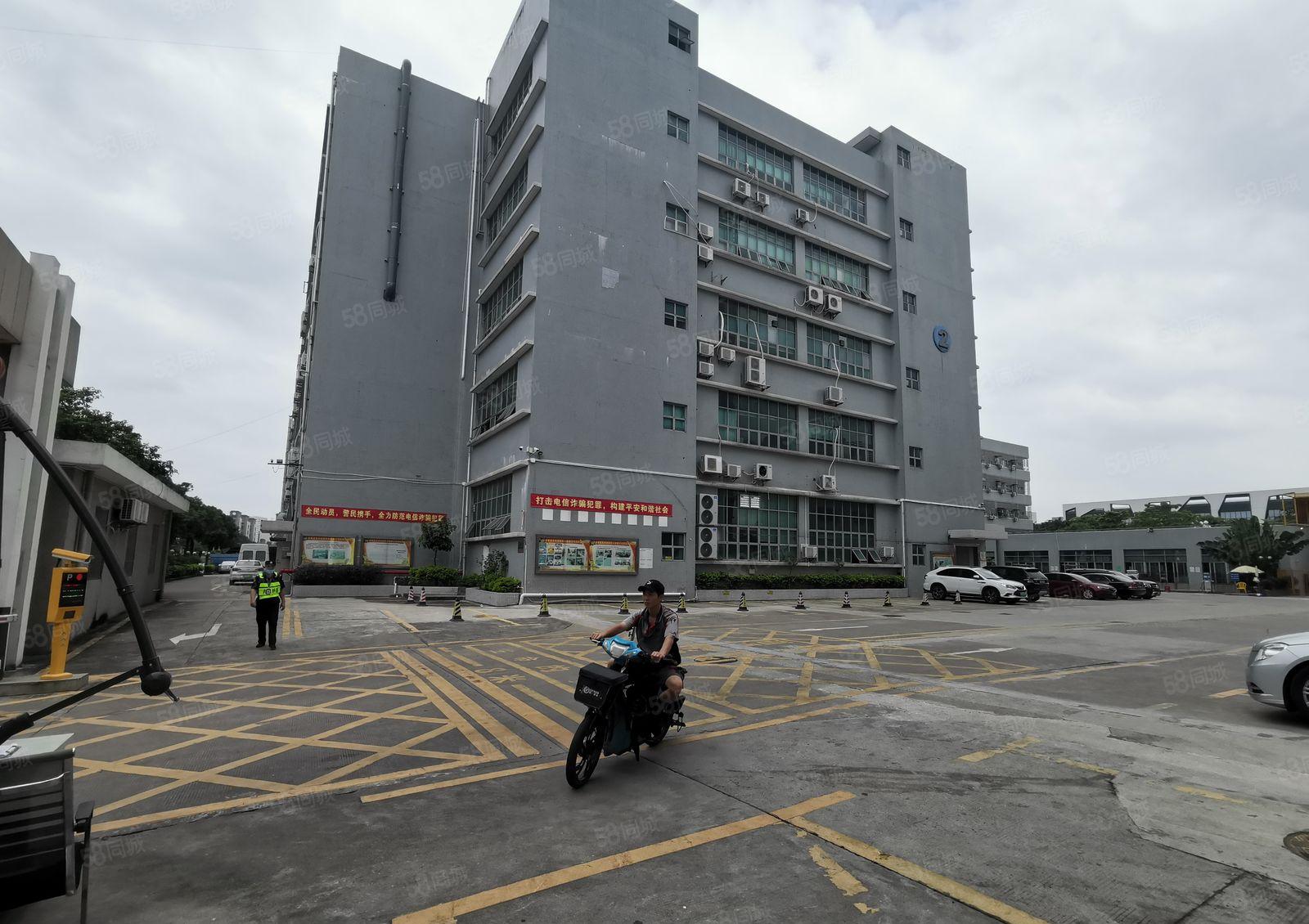 200平起租龙华大浪一楼1800平原房东独门独院厂房仓库出租