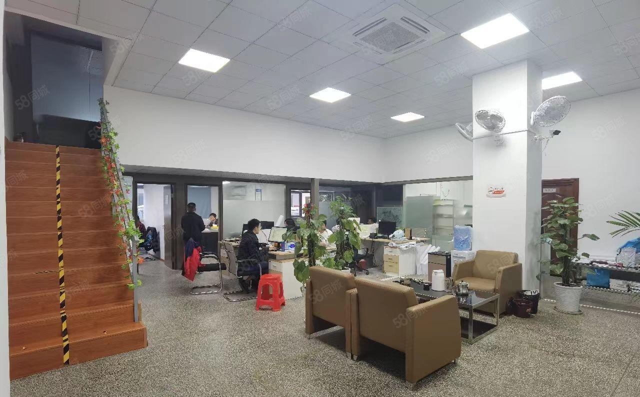 龙华大浪元芬地铁站附近新出436平厂房出租