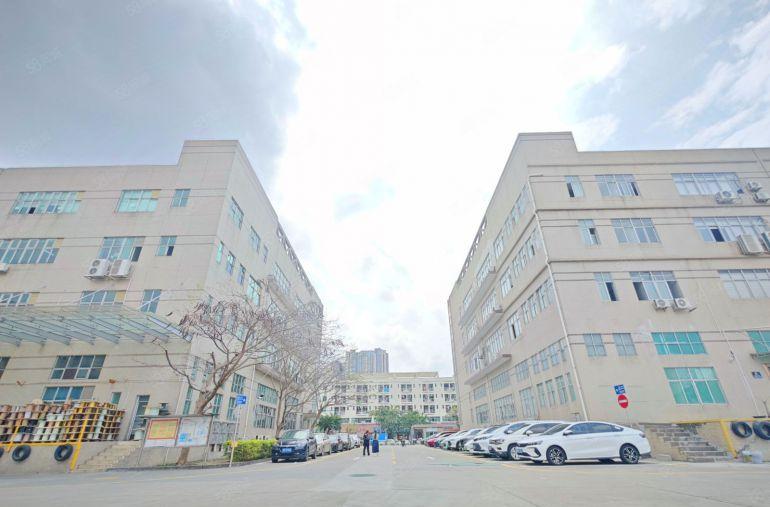 龙华观澜牛湖原房东工业园精装修厂房出租一楼仓库厂房分租空地大