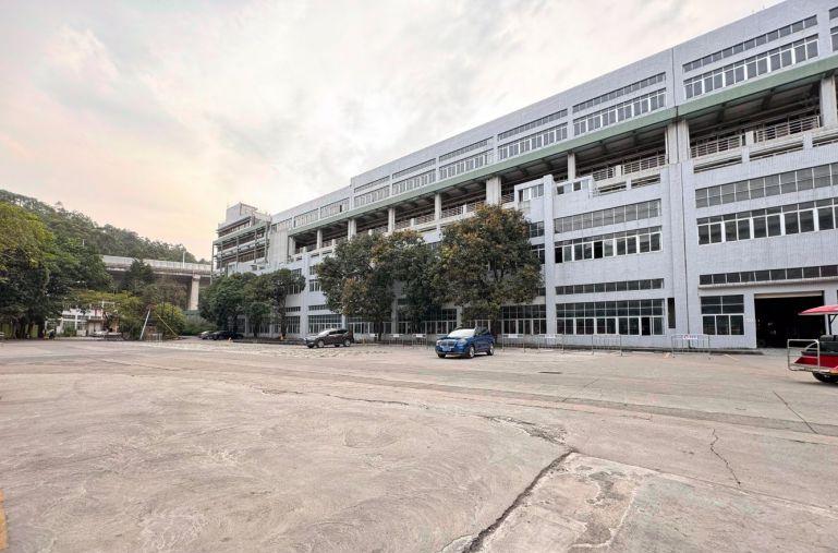 1000平起分租龙华高标厂房仓库170000平靠近地铁口出租