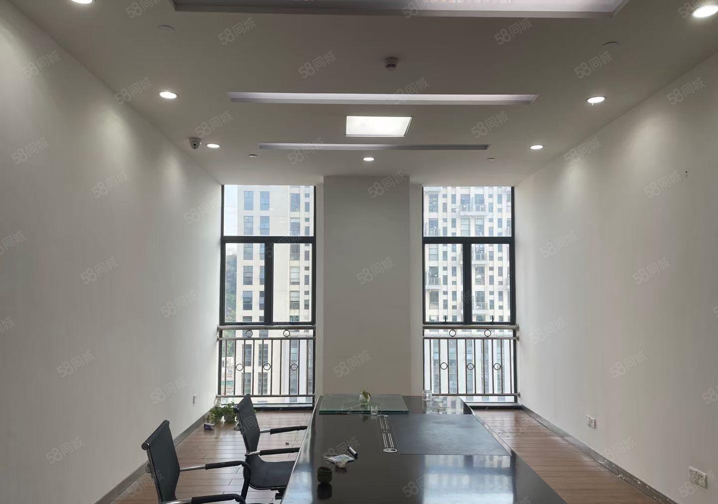 大浪高新科技园，整层3000平，精装厂房带无尘车间，交通方便