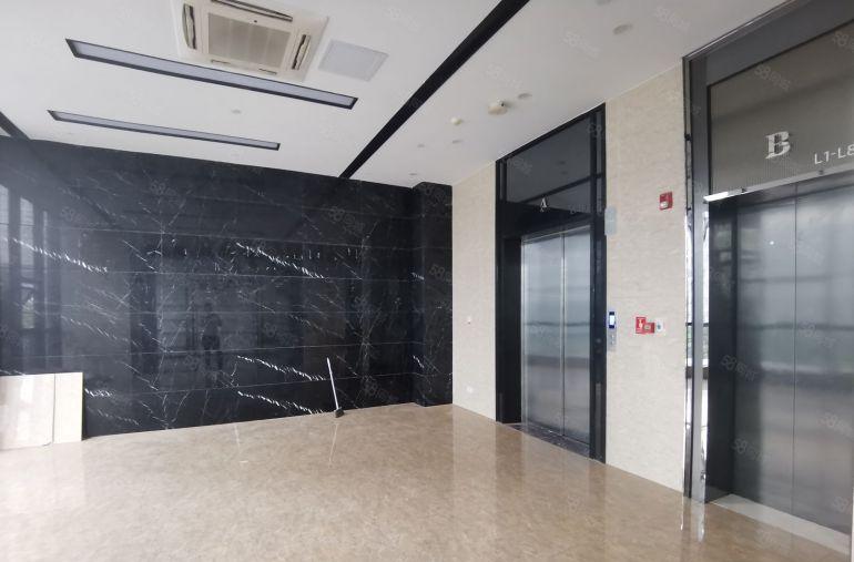 深圳龙华观澜园区可分租2000平至8000平装修办公厂房出租