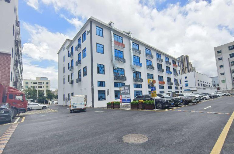 特价23元龙华大浪原房东2万平全新创意园厂房出租500平起分