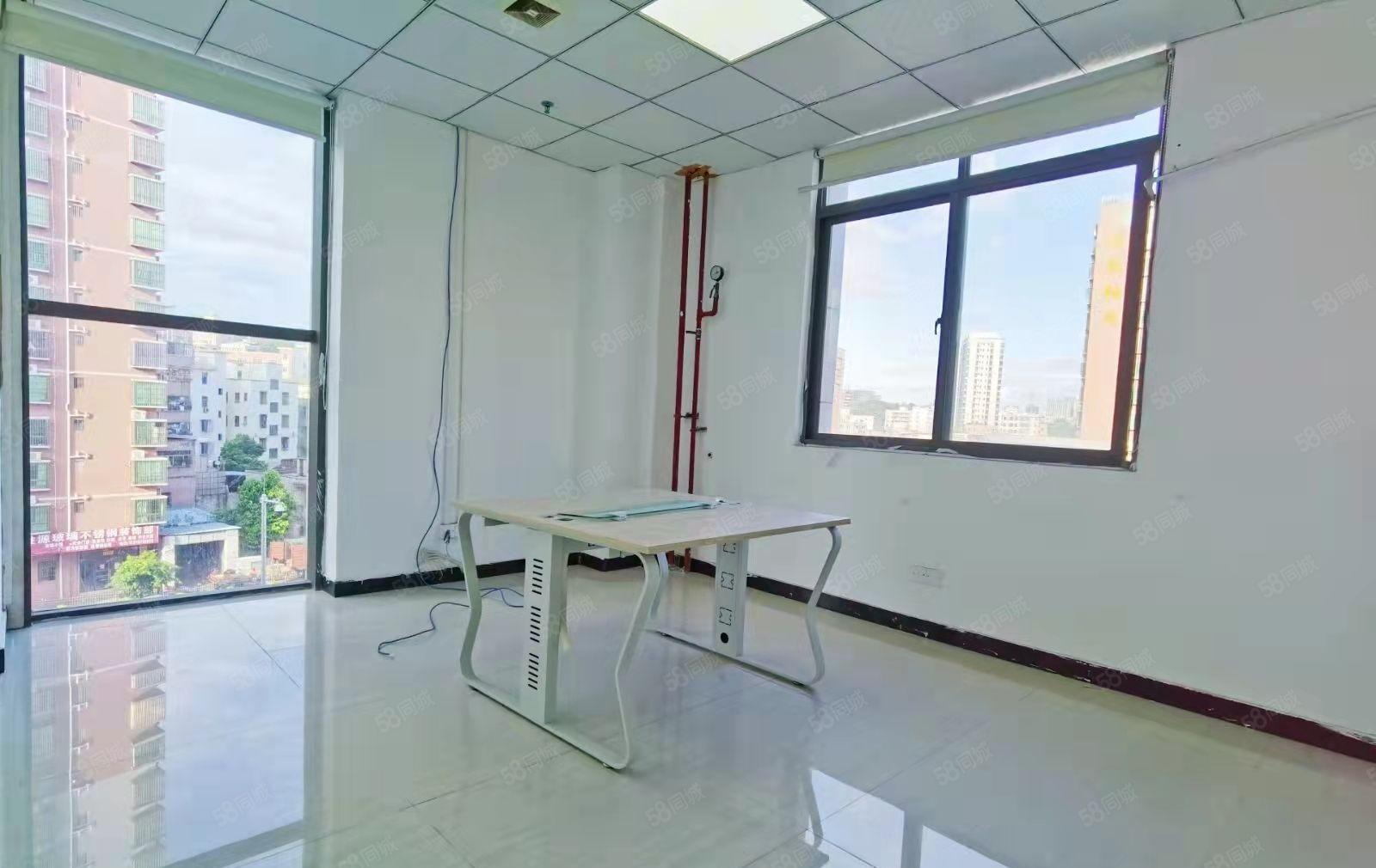 龙华元芬地铁站附近新出168平精装写字楼出租