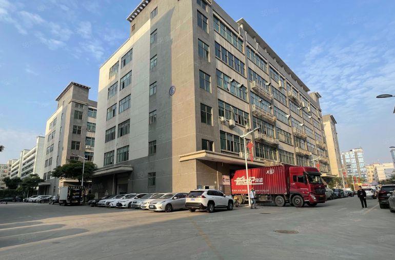 龙华核心地段地铁口原房东红本厂房面积实在精装可办环评