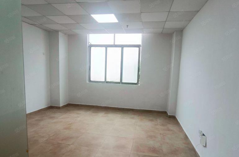 清湖地铁口精装修厂房出租80平带隔间空调