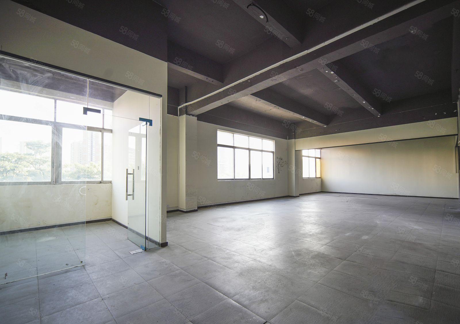 龙华清湖地铁站附近176平米办公厂房仓库业主出租 带现成装修