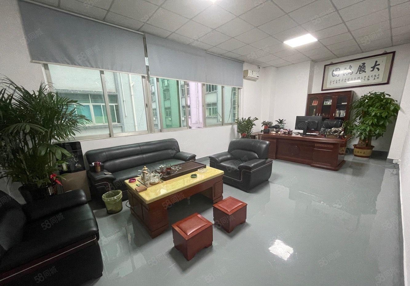 龙华大浪工业园低价厂房仓库出租2楼1000平精装修园区空地大