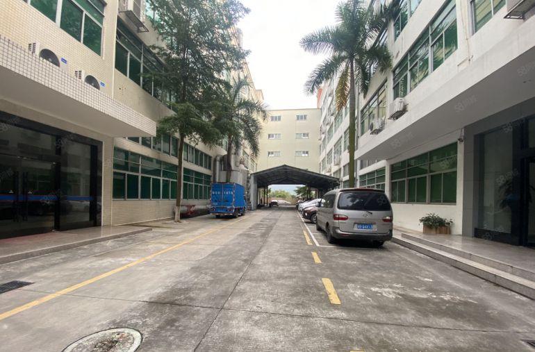 龙华大浪商业中心精装修2000平原房东实际面积出租空地超大