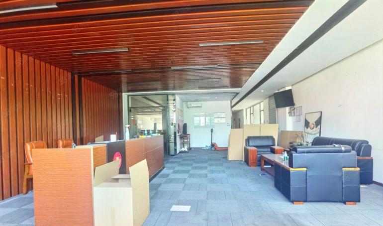 龙华观澜厂房出租楼上3000平方600平起分带装修空地大