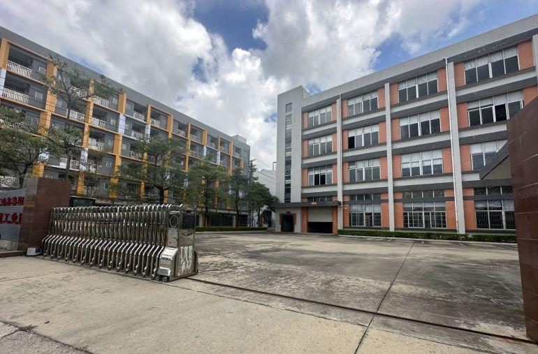 可分租清湖高速路口独院4200平精装修电商办公仓库厂房出租