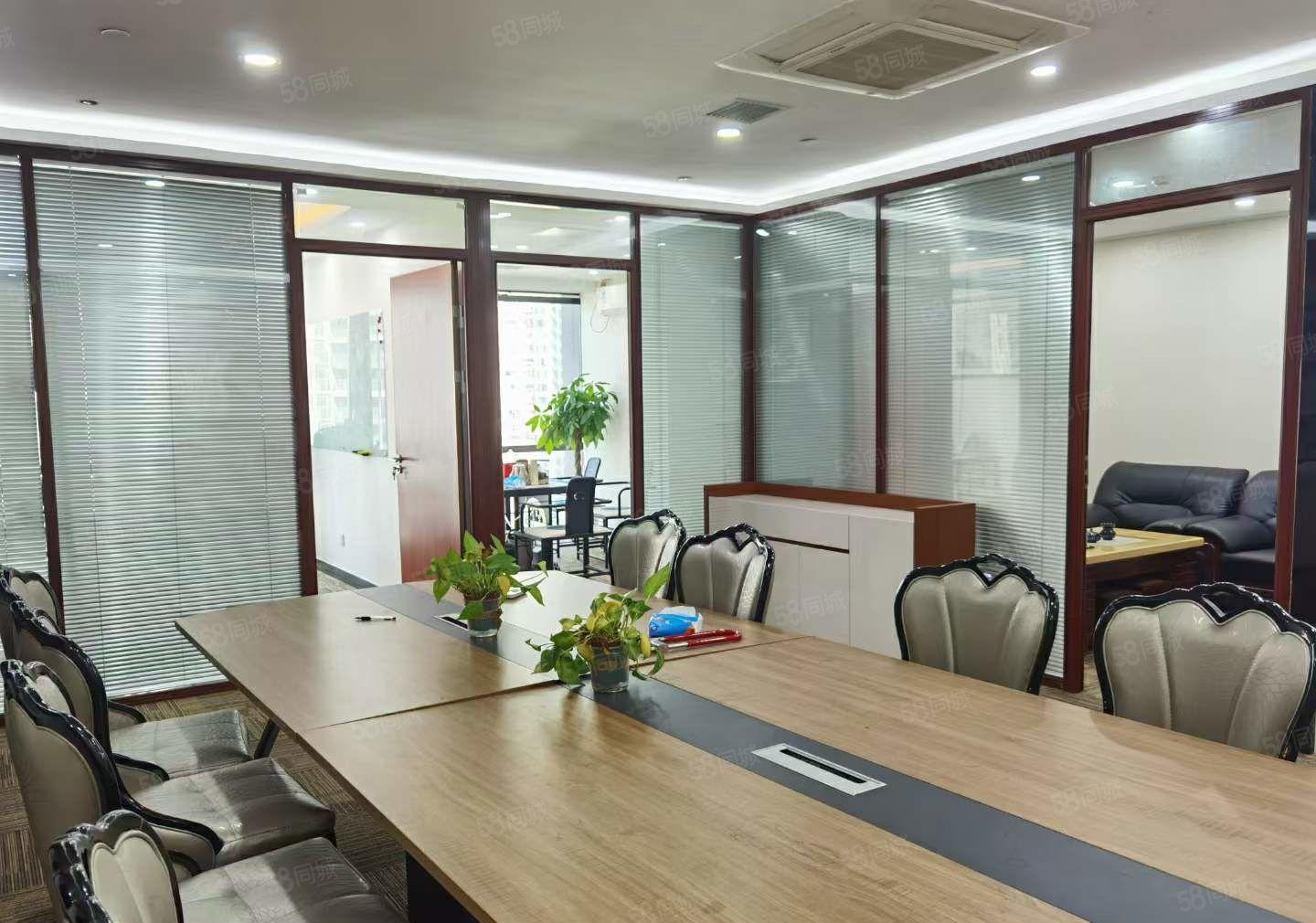 龙华清湖地铁附近168平米精装办公室出租