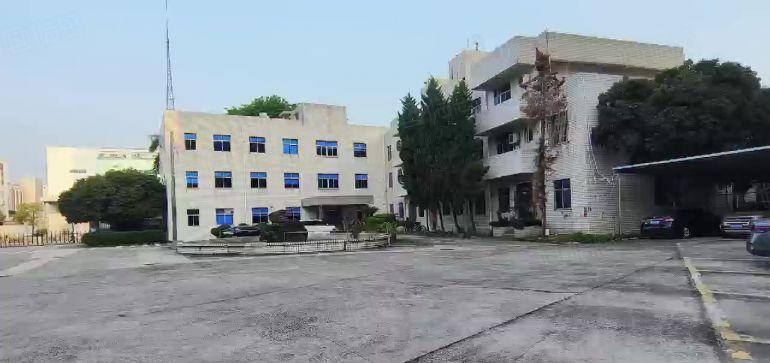 油松红本钢构500平至10000平低价出租，空地大，免租期长