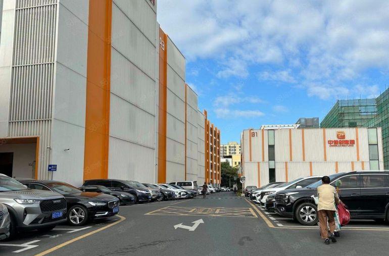 龙华全新升级产业园，100平起租，精装配家私，电商办公，研发