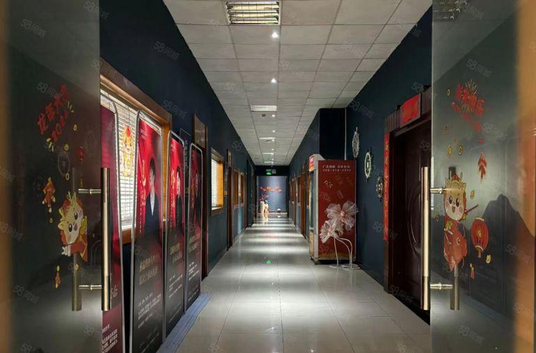 龙胜地铁站旁整层豪华装修办公室出租