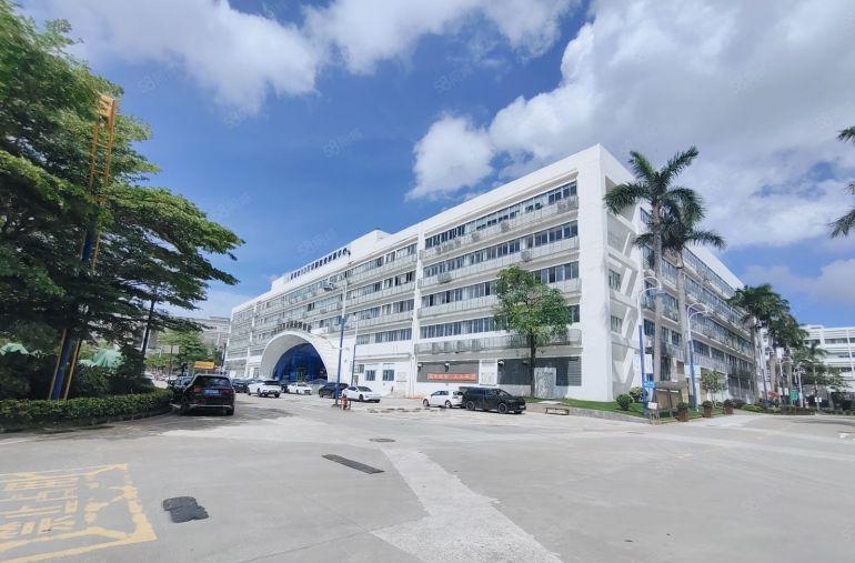 5百平起分租观澜工业园新出楼上2300平厂房仓库出租带精装修