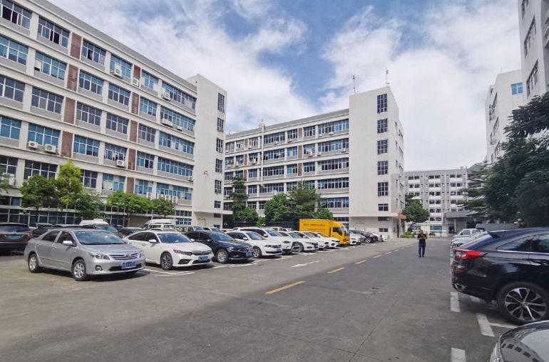 龙华地铁口原房东2000平方厂房仓库出租大小可分租可办环评