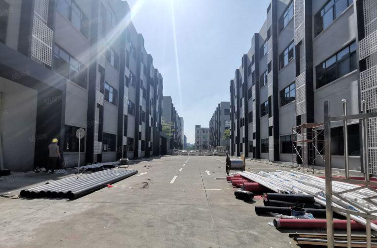 龙华大浪1600平原房东独门独院独栋红本厂房出租可分租无公摊