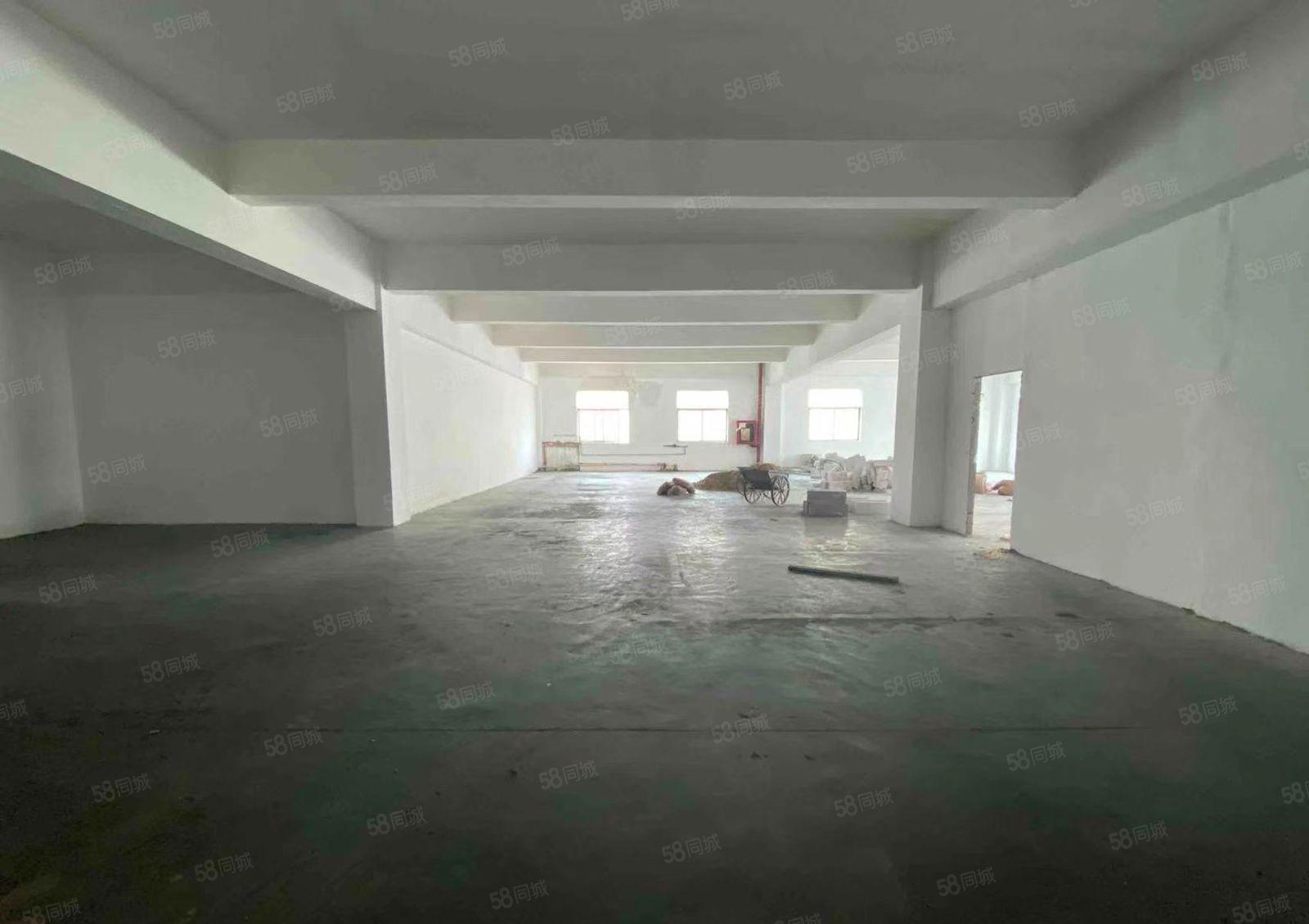 宝安石岩裕龙大厦附近400平