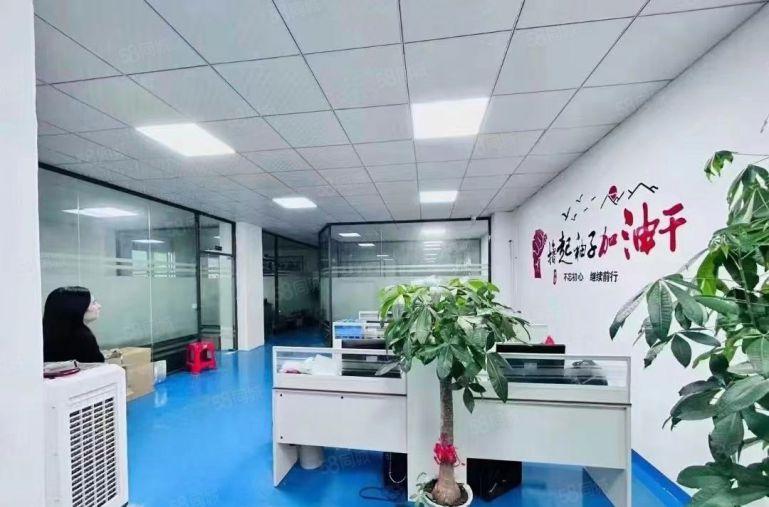 龙华大浪主干道边楼上500平精装修厂房仓库出租大小可分