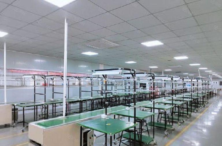 高速口！龙华原房东红本高新园1500平精装修厂房低价出租