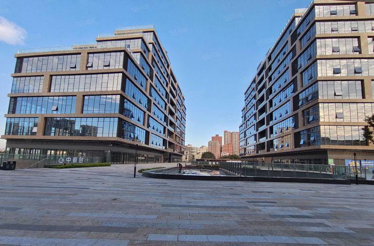 地铁口旁边20000平方红本全新研发办公厂房免租3个月可分租