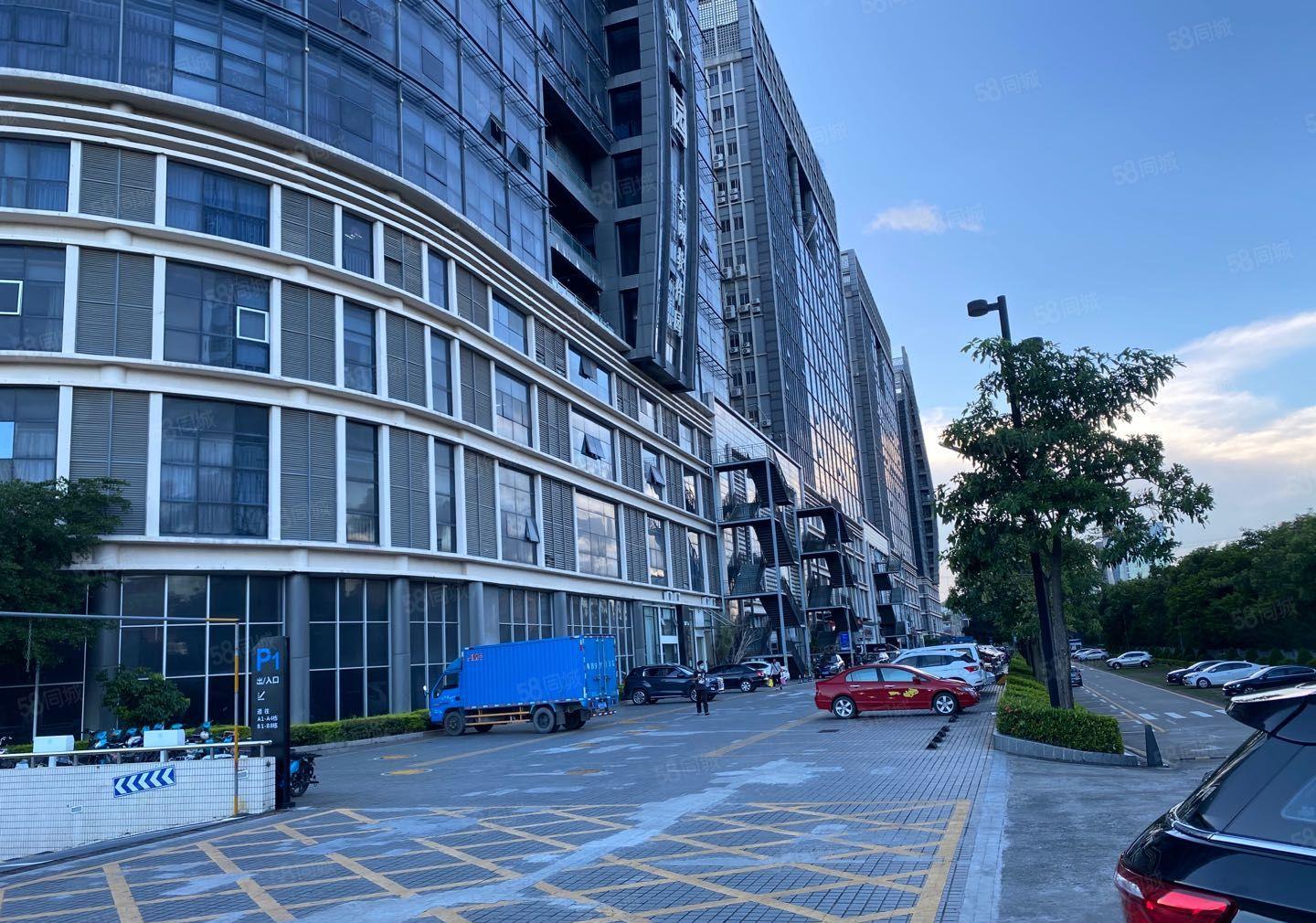 龙华大浪工业园2万平厂房出租500平起分租服装有补贴原房