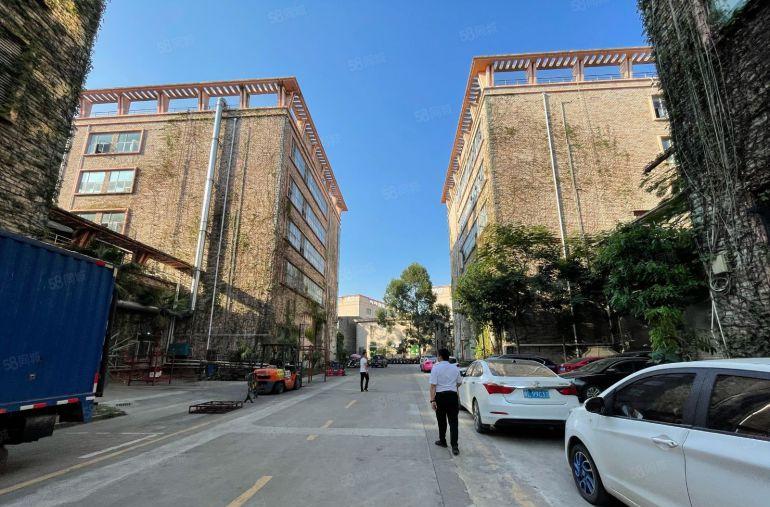 龙华原房东花园式红本厂房出租楼上2100平整层实际面积出租