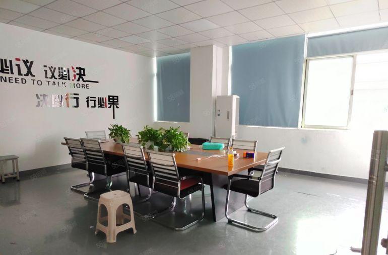 观澜大和工业区原房东楼上900平精装修厂房仓库出租水电齐全