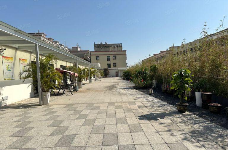 龙华大浪高新科技园3楼550平现成装修有办公室车间仓库