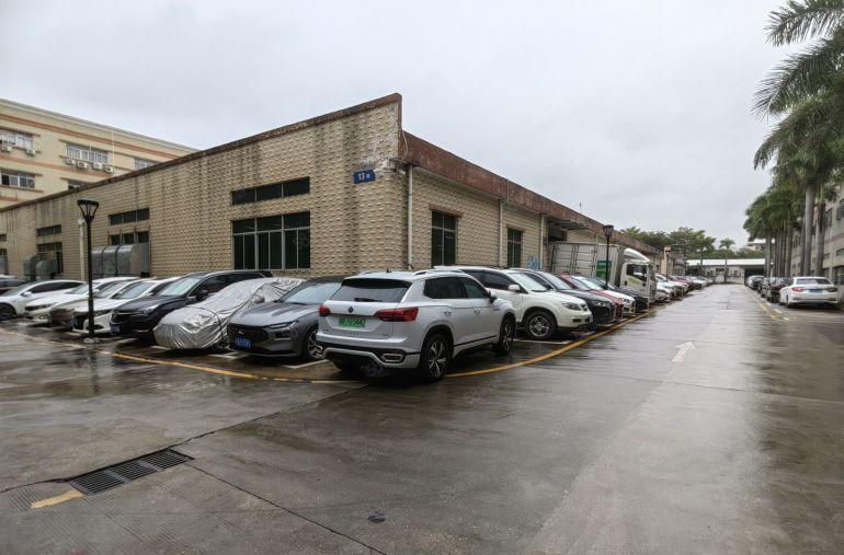 龙华大浪原房东无公摊精装修低价厂房出租2000平，仓库可分租