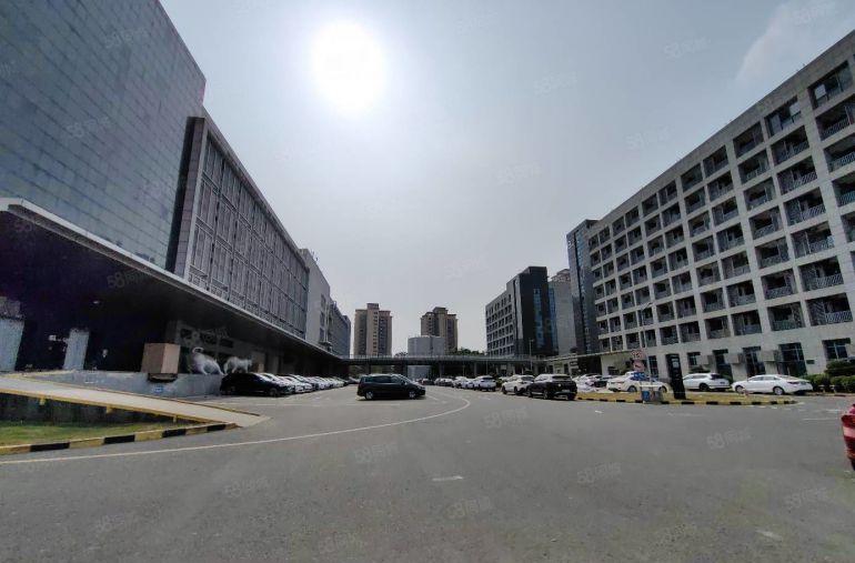 免租5个月龙华大浪主干道原房东独院厂房8000平厂房出租