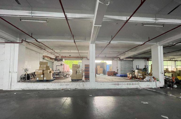 观澜樟坑径一楼厂房2000平带标准卸货平台500平起租超大空