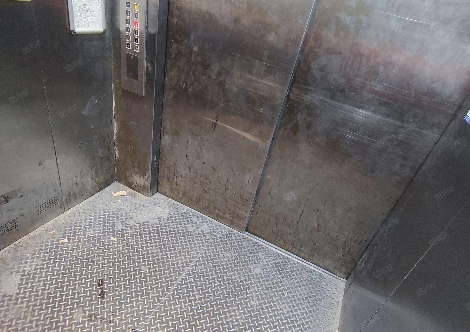 原房东厂房 花园式工业园带装修厂房出租550平 不收转让费