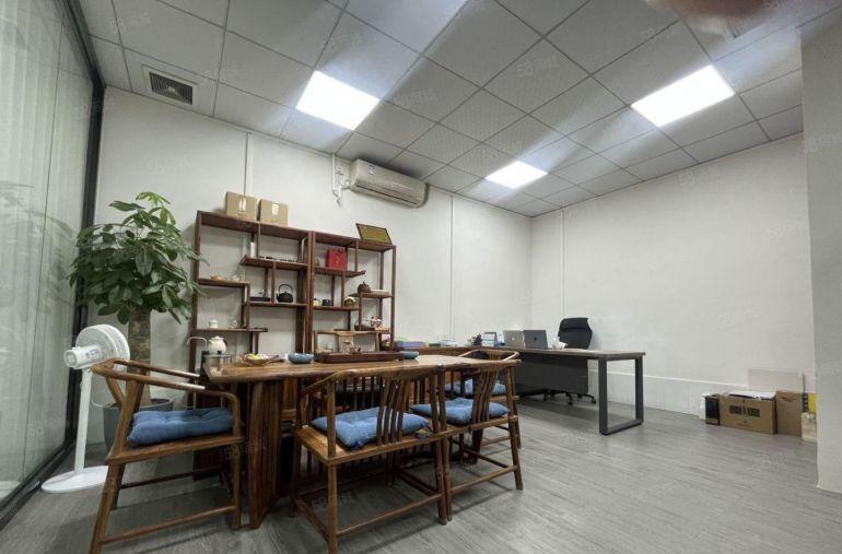 龙华地铁口厂房仓库精装修出租500平办公室无尘车间仓库分租