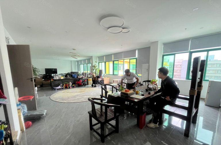 龙华观澜原房东工业园出租1000平厂房仓库精装修办公室