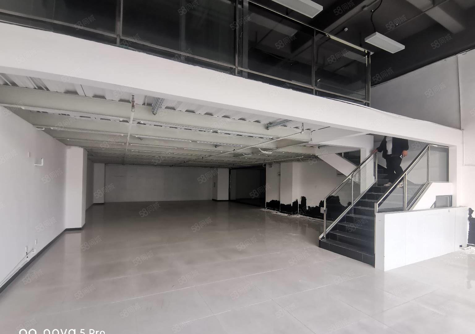 龙华环观南路旁新出一楼复式777平办公出租