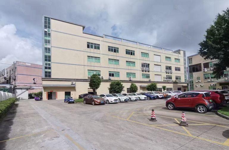 观澜大水坑无尘车间出租，面积550平米现成装修无转让费