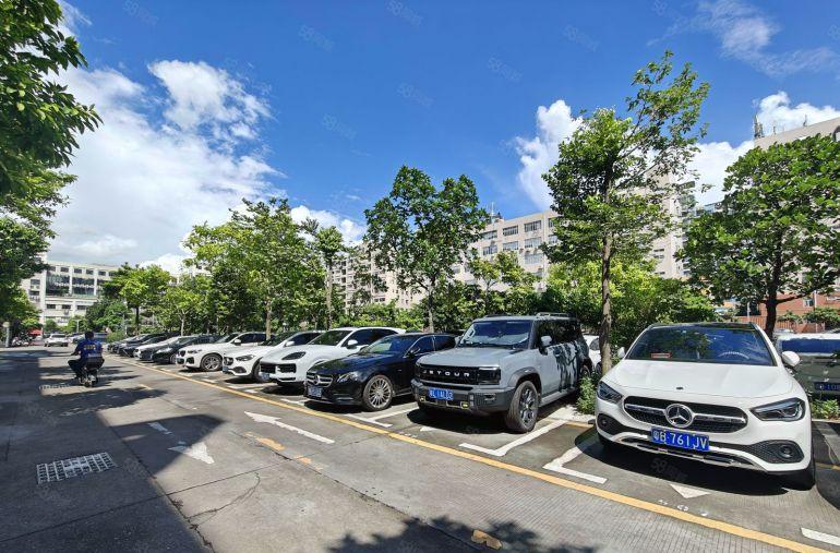 清湖地铁口硅谷大院一二楼1400平米国际物流电商仓库招租分租