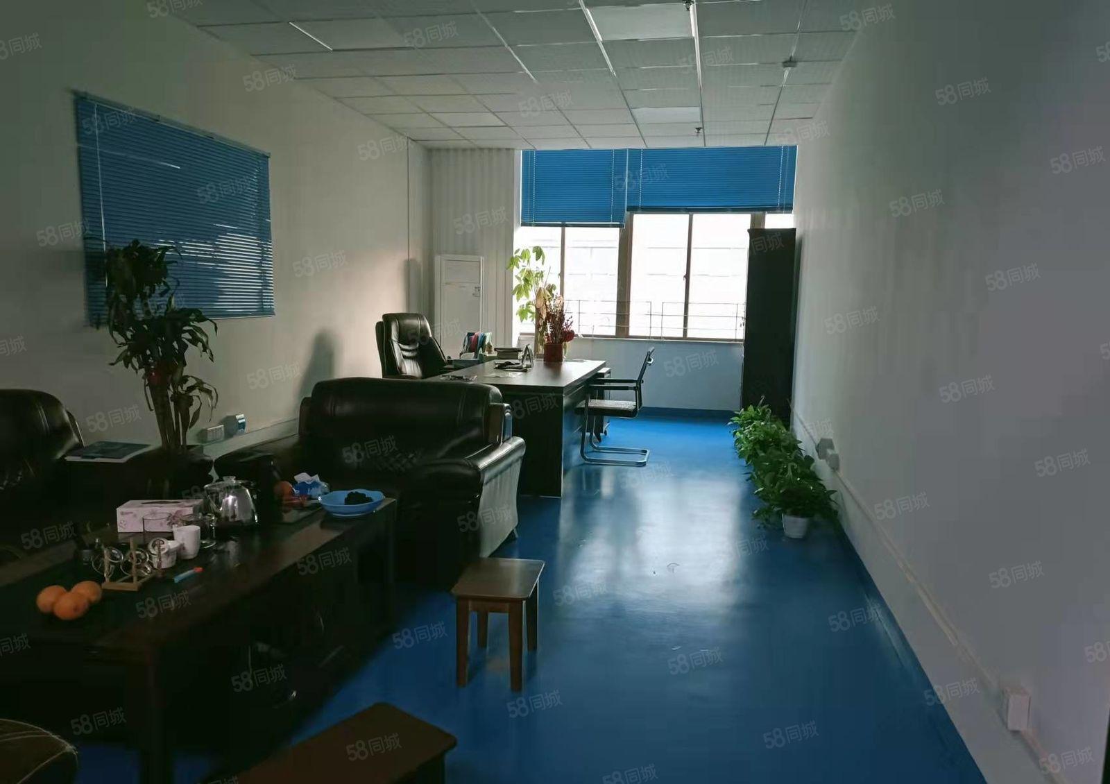 大浪原房东红本厂房1100平方，精装修，工业园厂房出租，低价