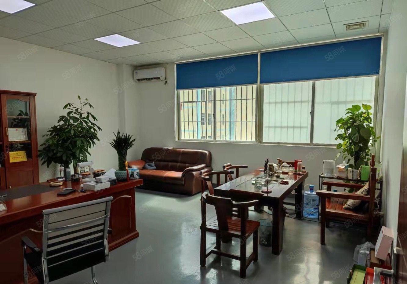 龙华汽车站附近新出楼上精装厂房800平