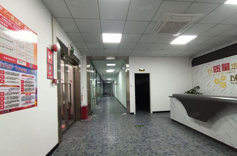 观澜地铁口2000平整层精装修原房东红本厂房仓库出租无转让费