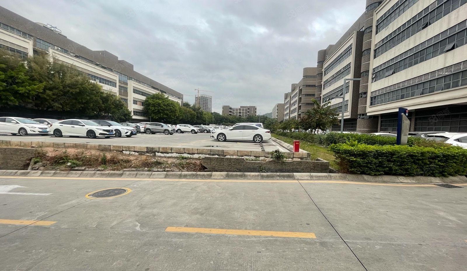 出租，布吉上李朗工业园2000平方精装修厂房仓库出租一楼物流