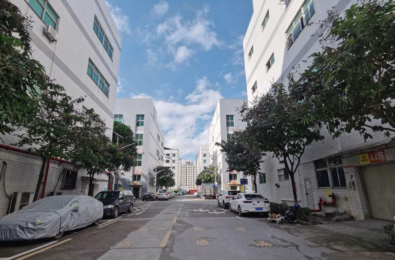 龙华观澜章阁大富工业区实际面积厂房出租带装修水电齐全660平