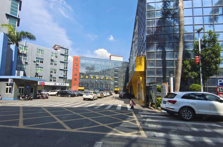 龙华观澜地铁站附近楼上500平方精装修办公室厂房仓库出租