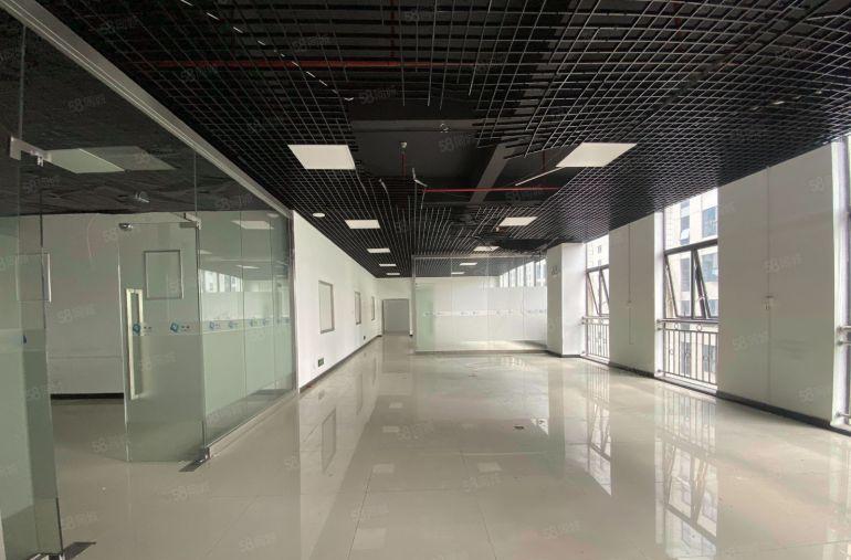 观澜地铁口高新园精装修厂房出租300平起办公电商一楼仓库分租